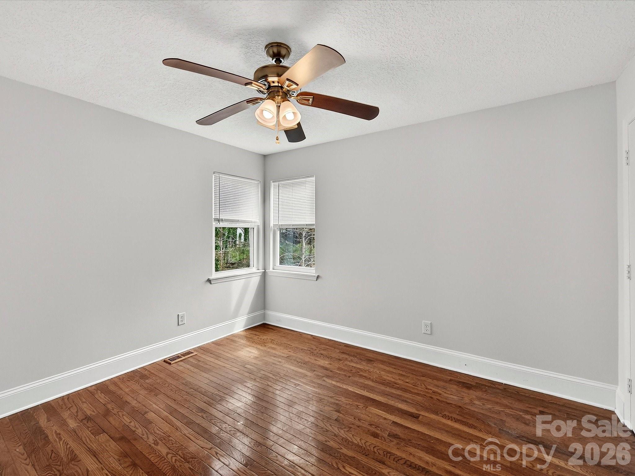 8413 Red Setter Lane Charlotte NC 28227