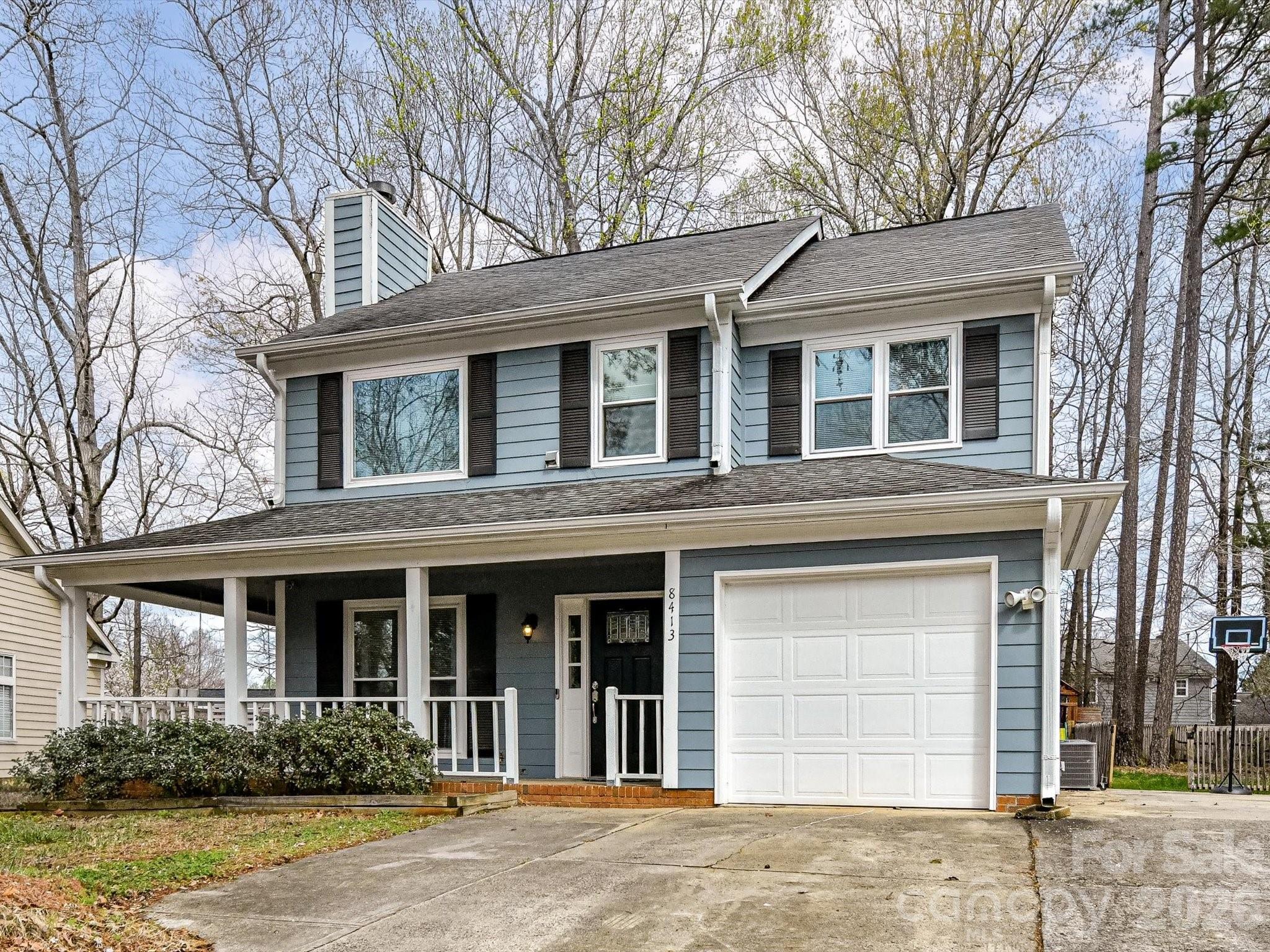 8413 Red Setter Lane Charlotte NC 28227