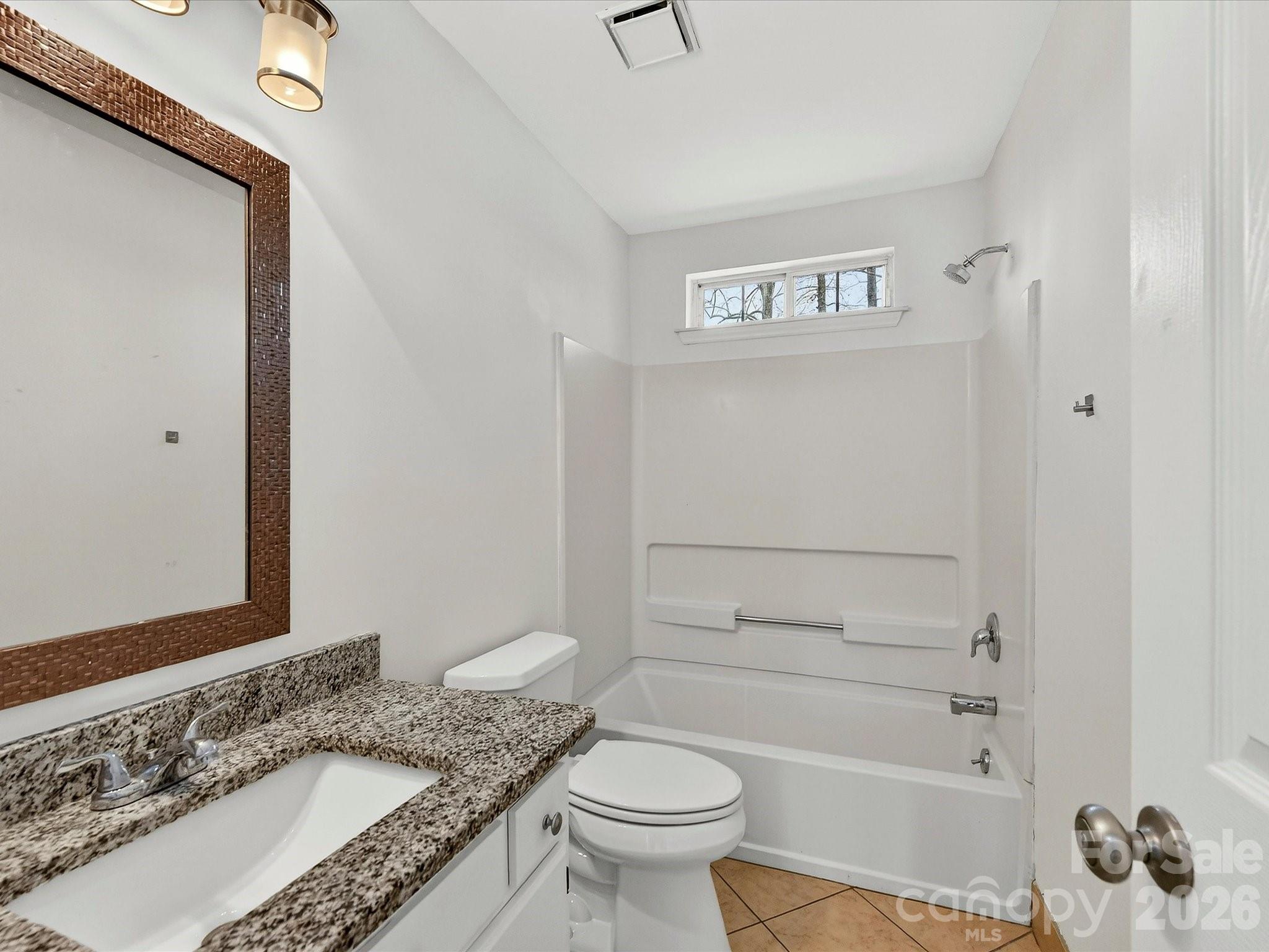 8413 Red Setter Lane Charlotte NC 28227