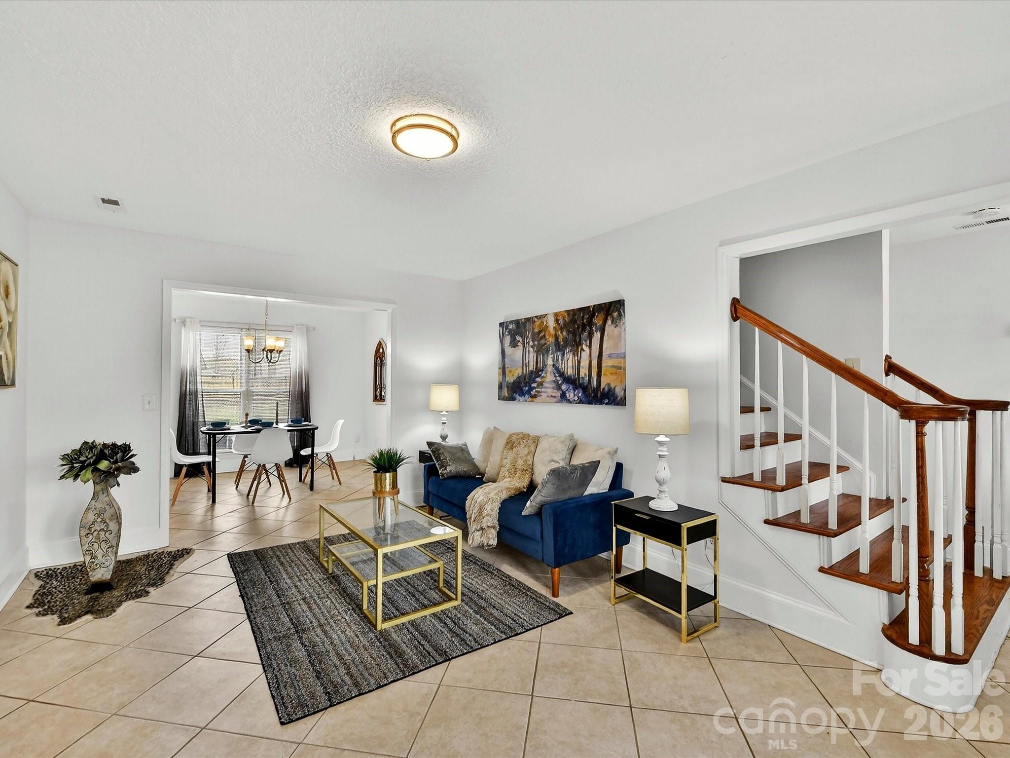 8413 Red Setter Lane Charlotte NC 28227