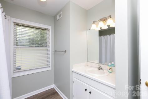 1711 Cricket Run York SC 29745