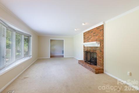 1711 Cricket Run York SC 29745