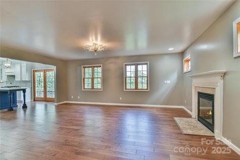 16 Skyview Court Asheville NC 28803