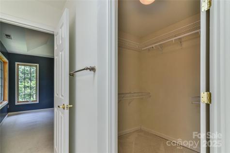 16 Skyview Court Asheville NC 28803