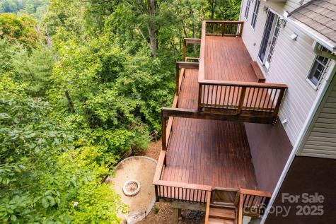 16 Skyview Court Asheville NC 28803