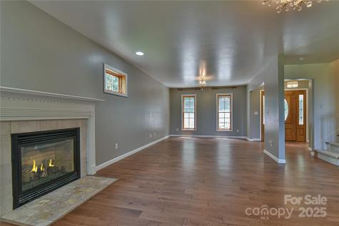 16 Skyview Court Asheville NC 28803