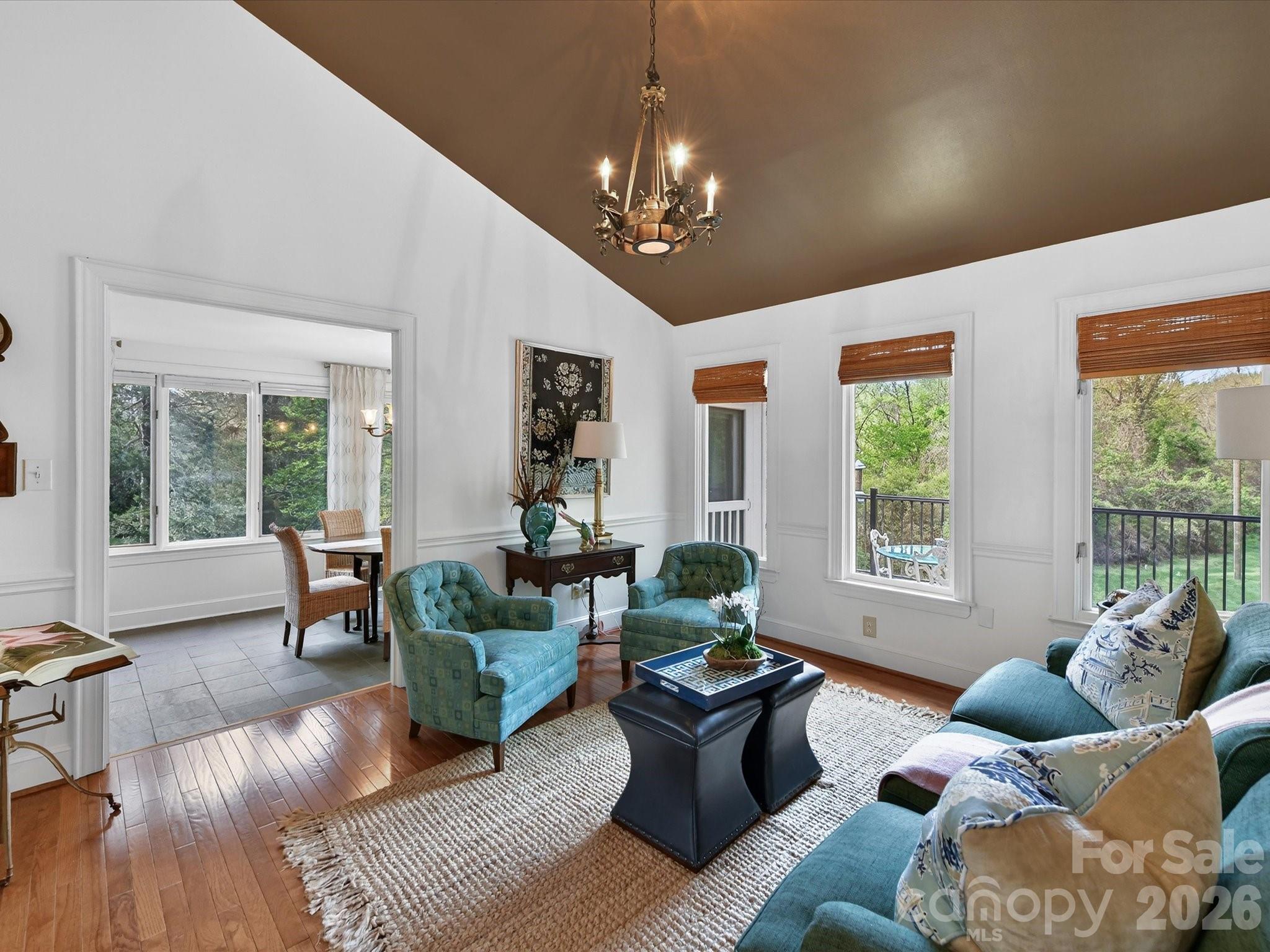 1847 Meadowood Lane Charlotte NC 28211