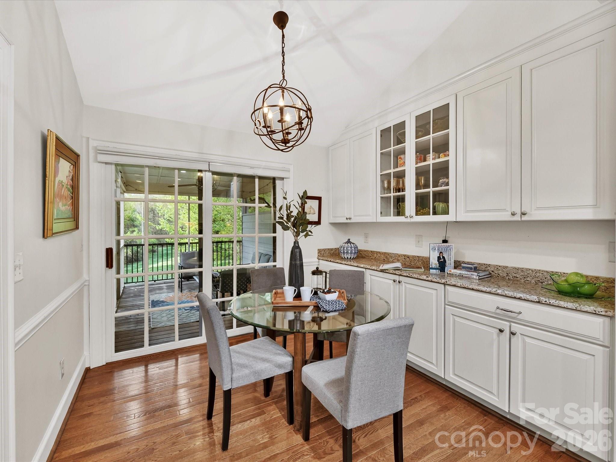 1847 Meadowood Lane Charlotte NC 28211