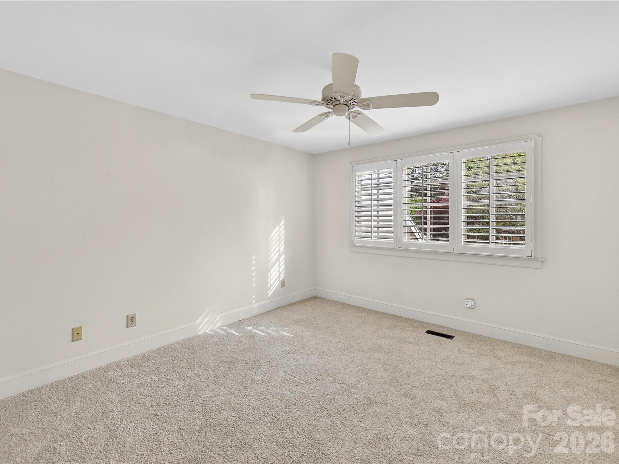 1847 Meadowood Lane Charlotte NC 28211
