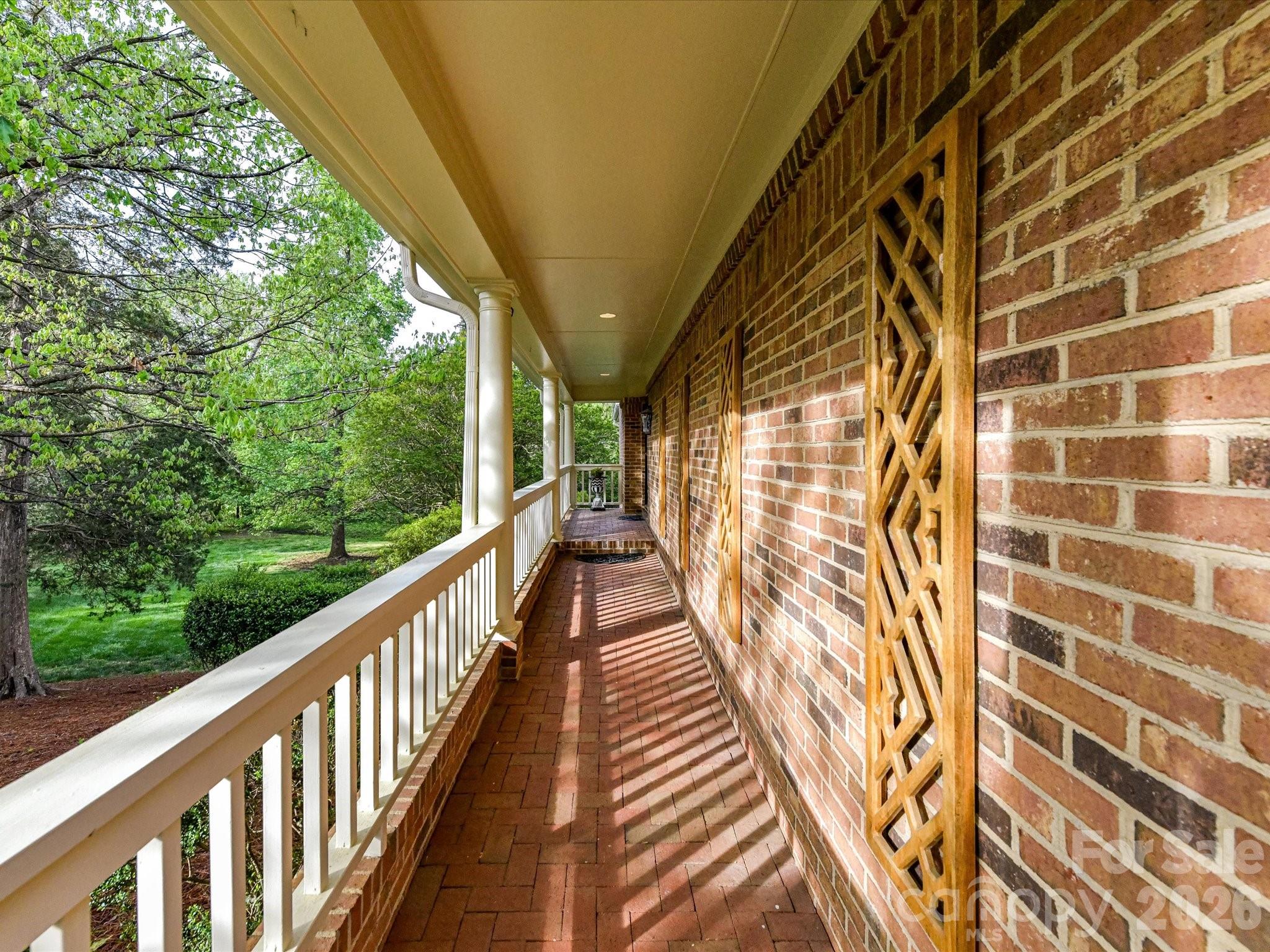 1847 Meadowood Lane Charlotte NC 28211