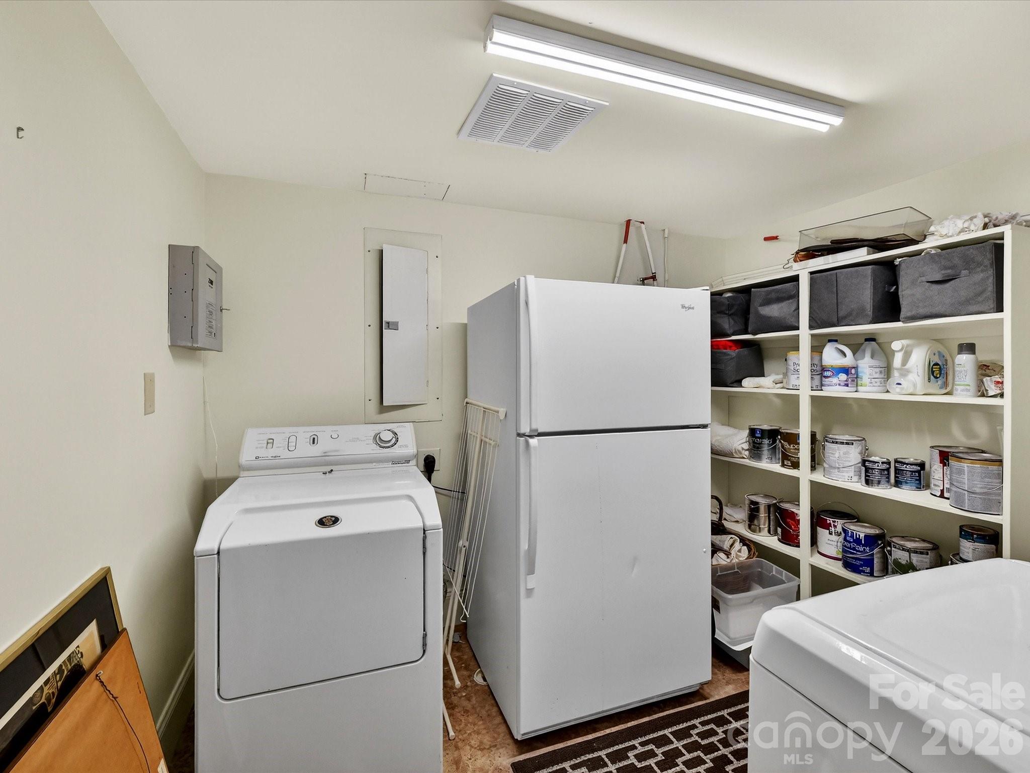 1847 Meadowood Lane Charlotte NC 28211