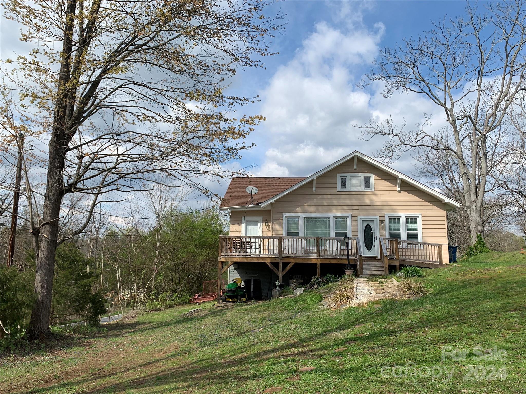 57 Dudley Avenue Granite Falls NC 28630