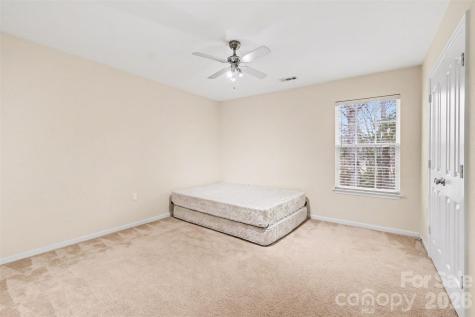 14212 Waterlyn Drive Charlotte NC 28278