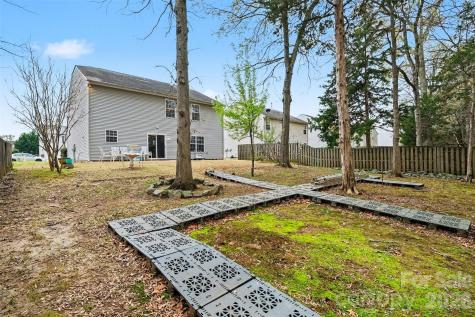 14212 Waterlyn Drive Charlotte NC 28278