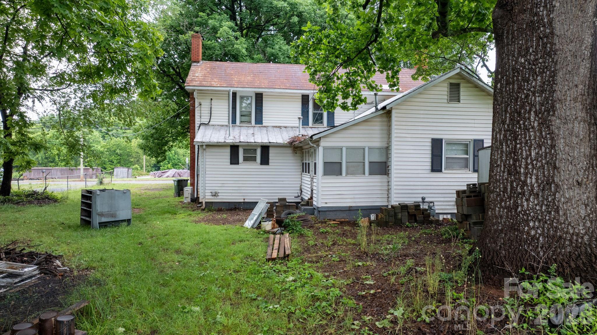 1311 N College Avenue Newton NC 28658