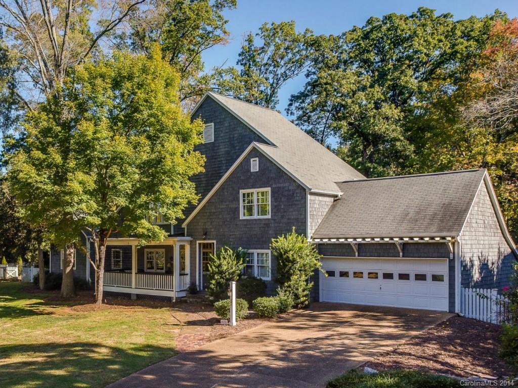 201 Wrenwood Lane Charlotte NC 28211