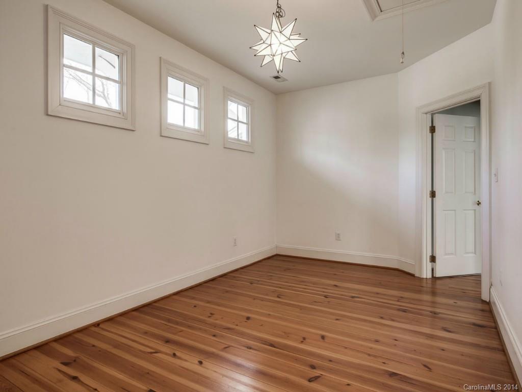 201 Wrenwood Lane Charlotte NC 28211