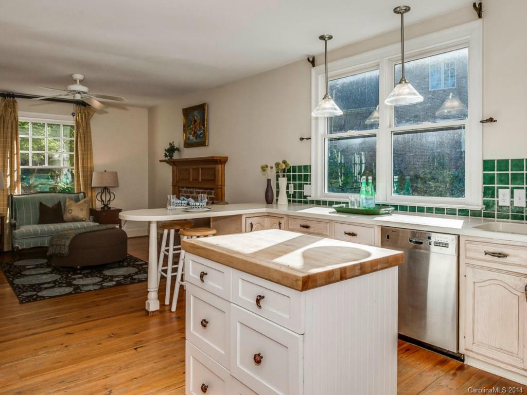 201 Wrenwood Lane Charlotte NC 28211