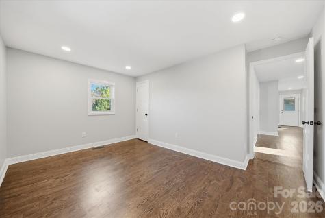 330 Harrington Street NW Lenoir NC 28645