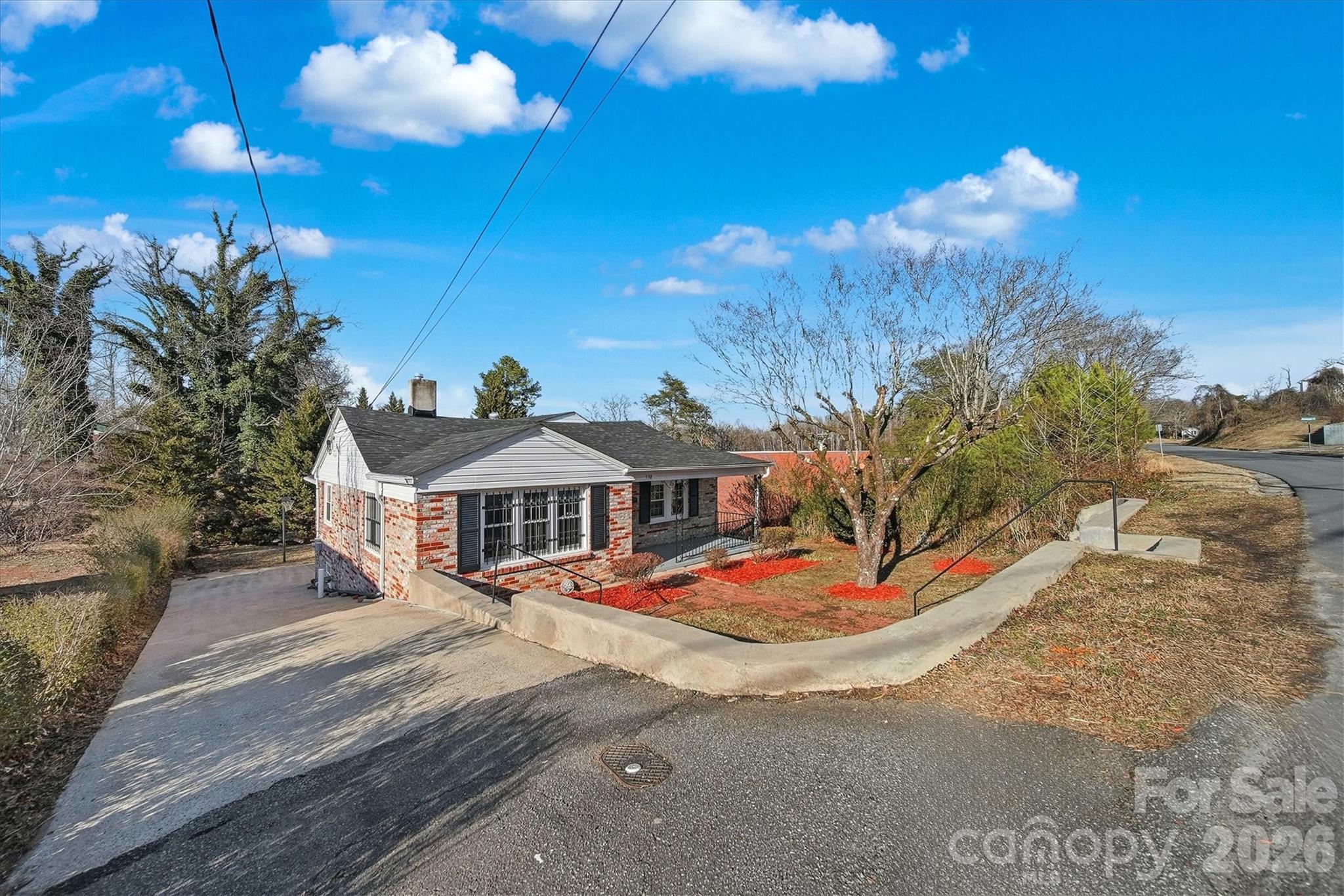 330 Harrington Street NW Lenoir NC 28645