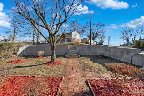 330 Harrington Street NW Lenoir NC 28645