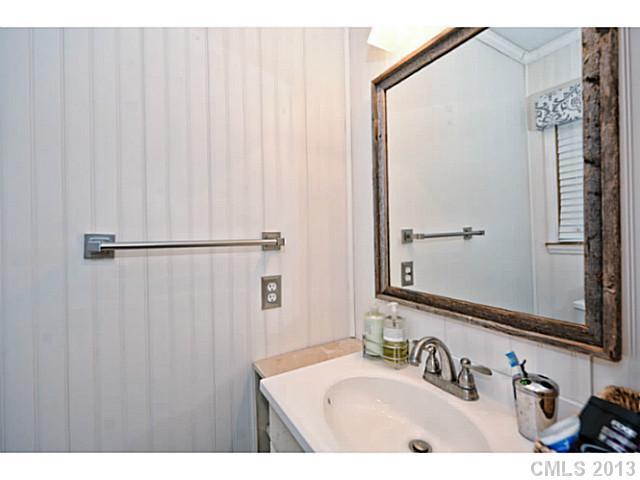 5611 Londonderry Road Charlotte NC 28210