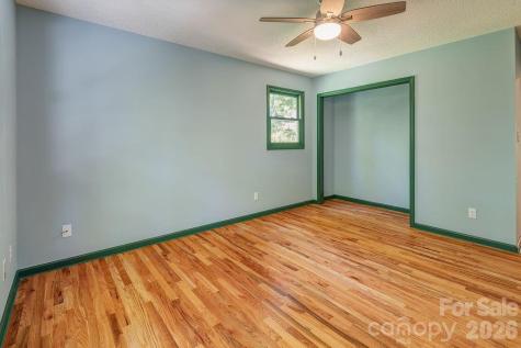 146 Churchill Downs Drive Fairview NC 28730