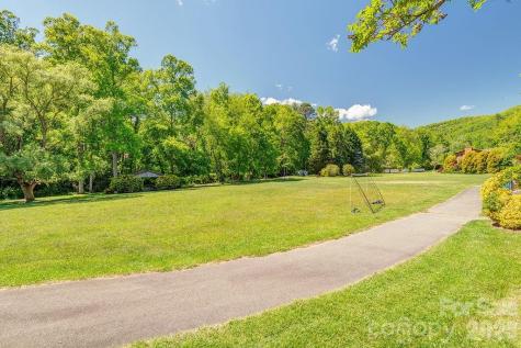146 Churchill Downs Drive Fairview NC 28730
