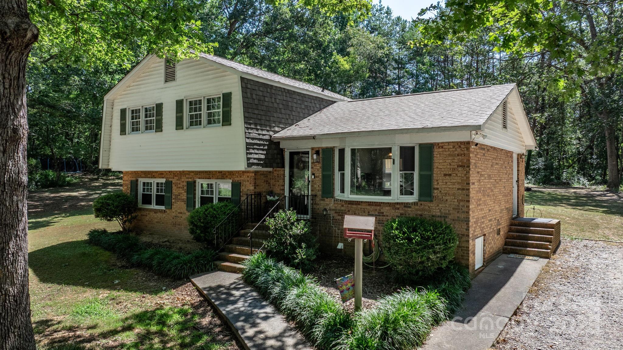 4603 Oakwood Circle Gastonia NC 28056