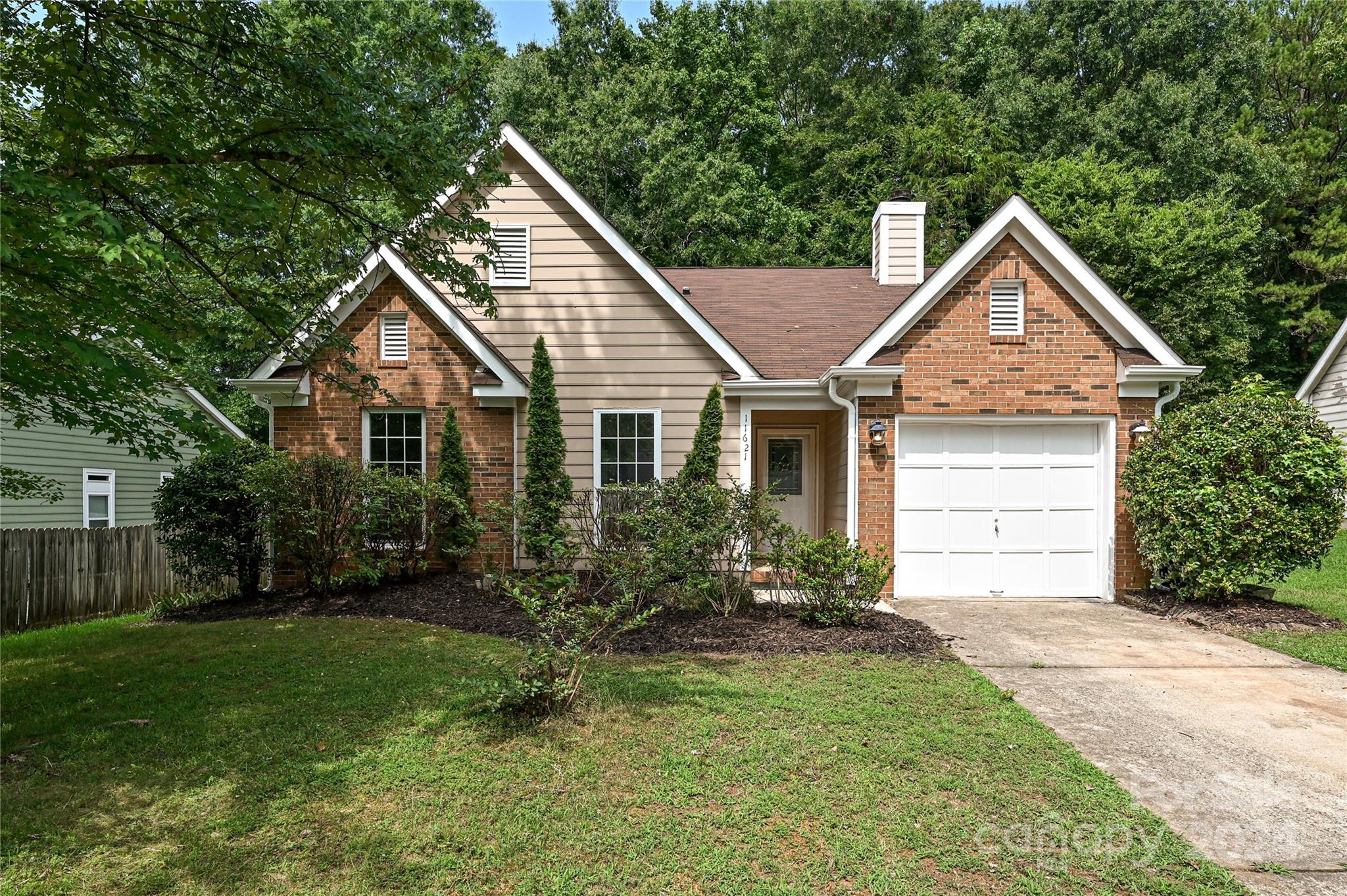11621 Chadburn Lane Charlotte NC 28215