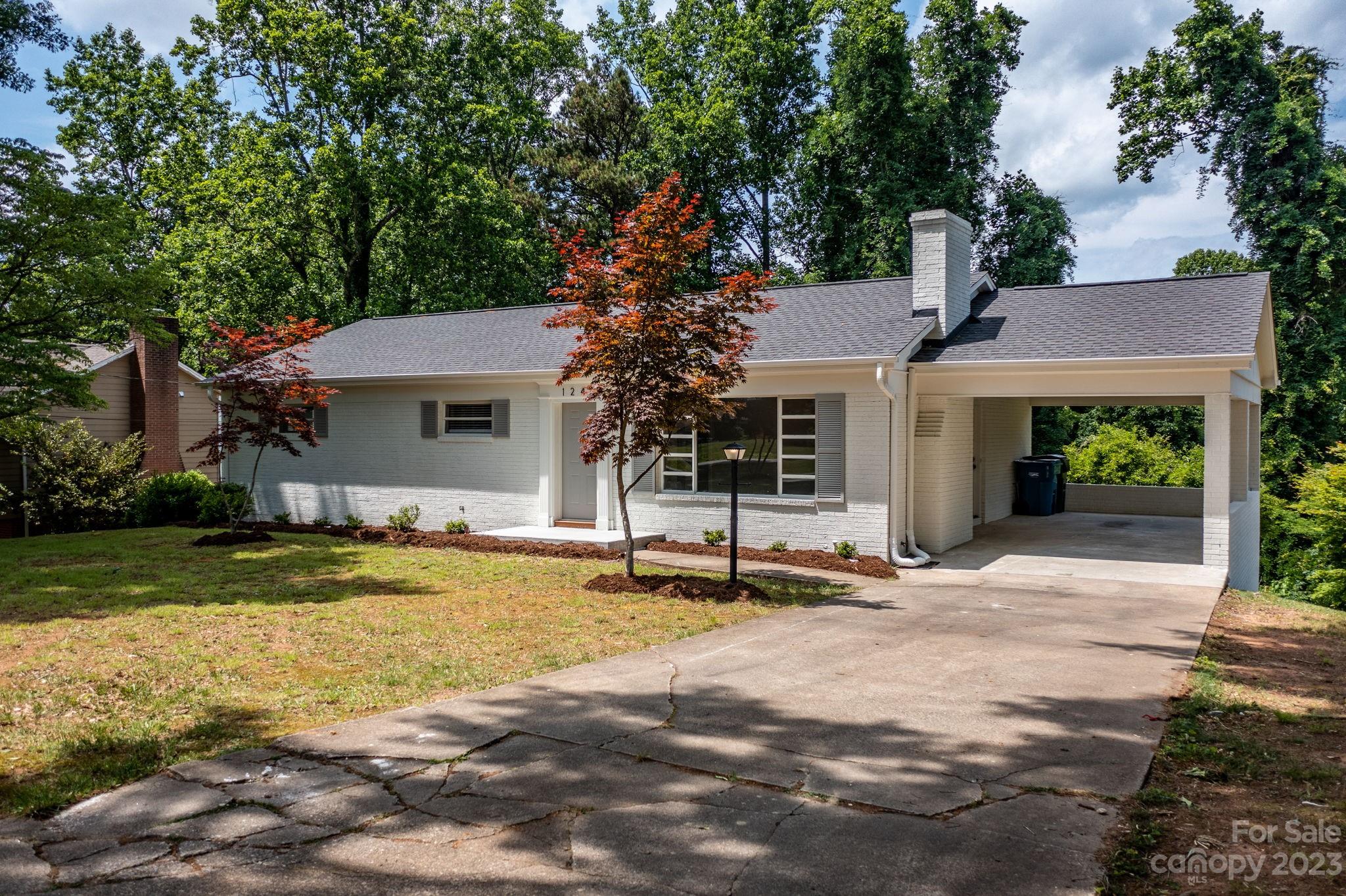 124 28th Avenue Drive NW Hickory NC 28601