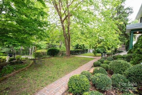 303 Country Club Road Asheville NC 28804