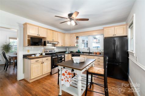 303 Country Club Road Asheville NC 28804