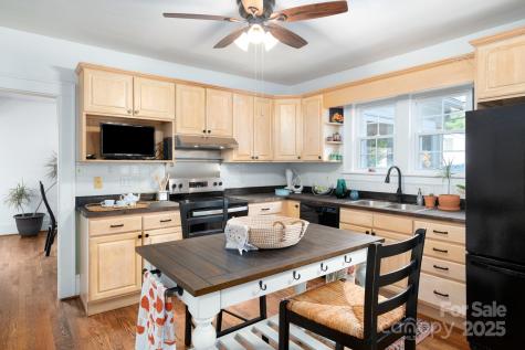 303 Country Club Road Asheville NC 28804