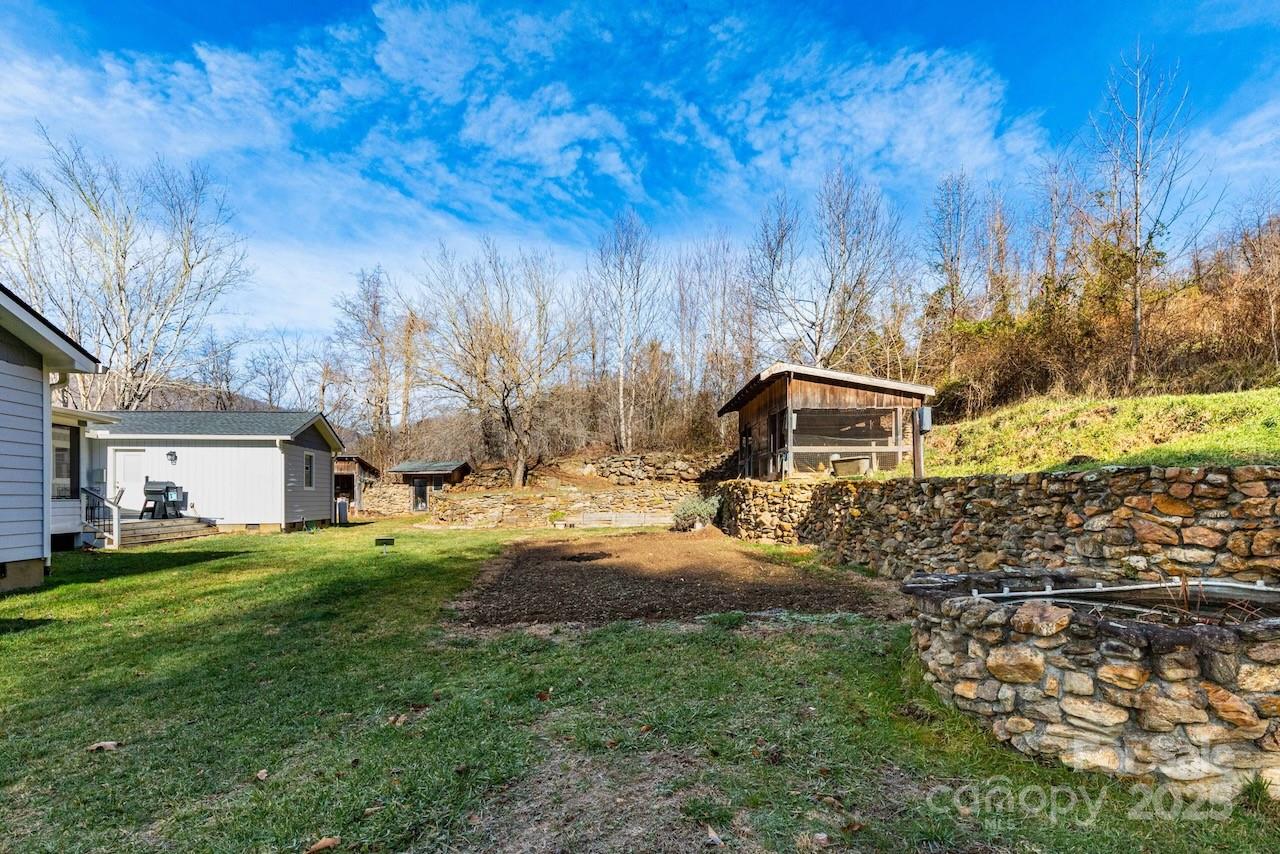 2888 Beaverdam Road Canton NC 28716