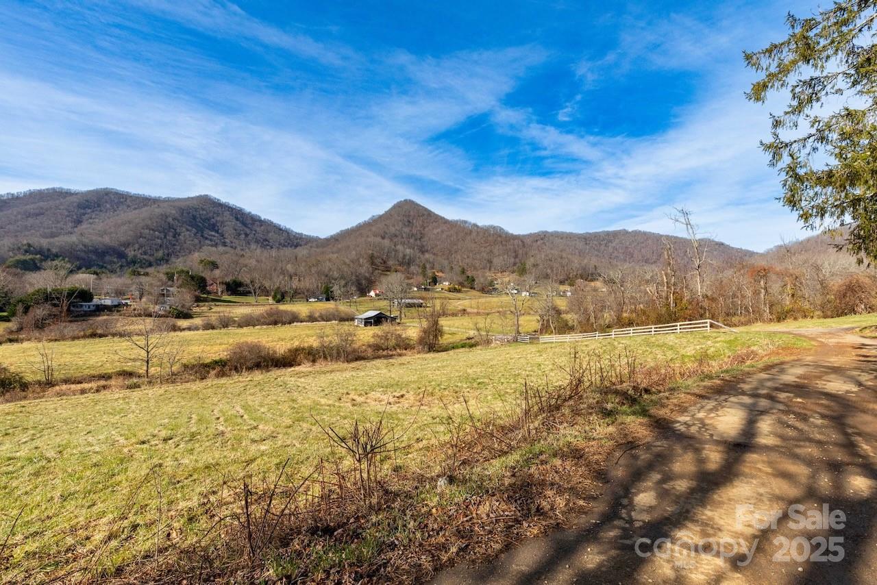 2888 Beaverdam Road Canton NC 28716