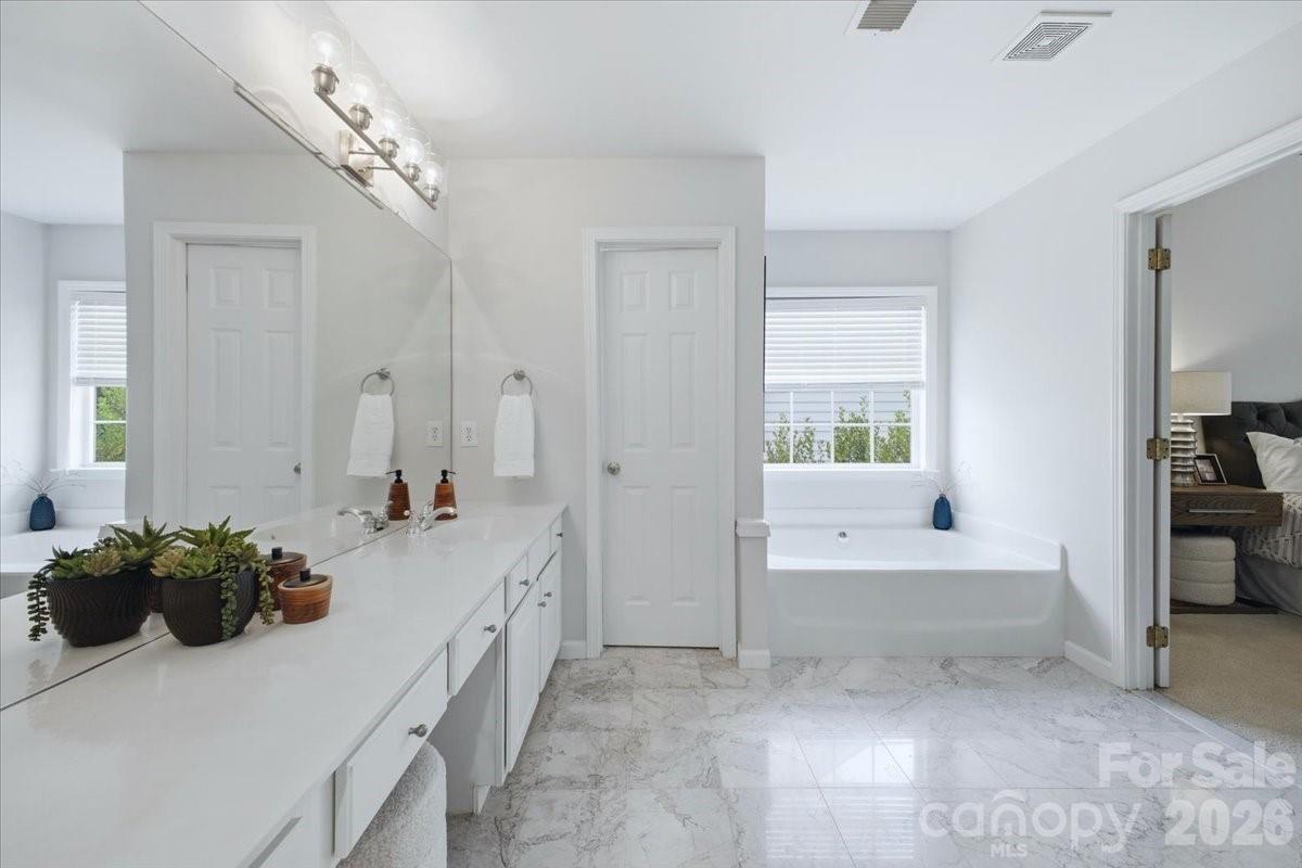 3524 Arborhill Road Charlotte NC 28270