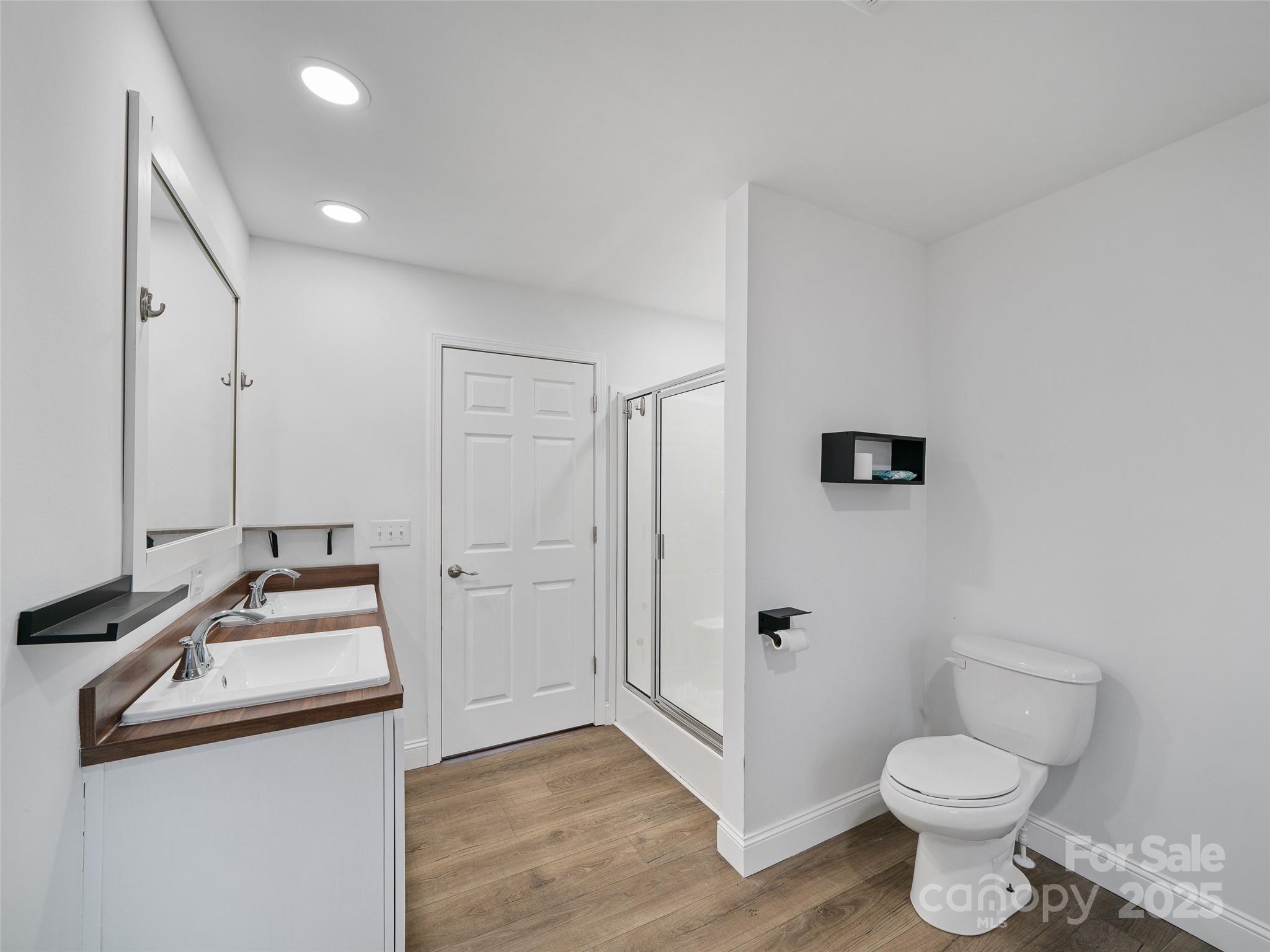 92 Jarrett Drive Bakersville NC 28705