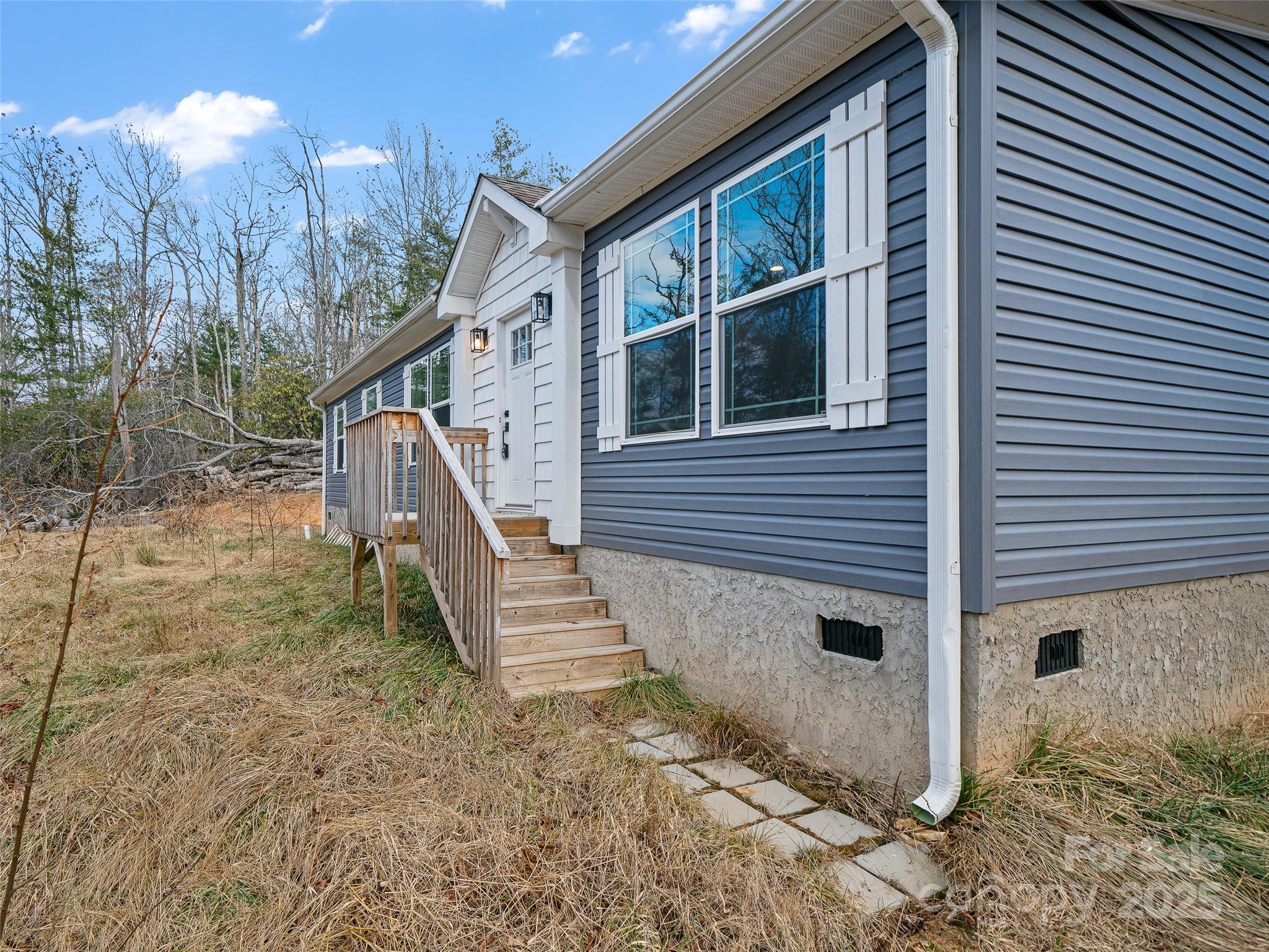 92 Jarrett Drive Bakersville NC 28705