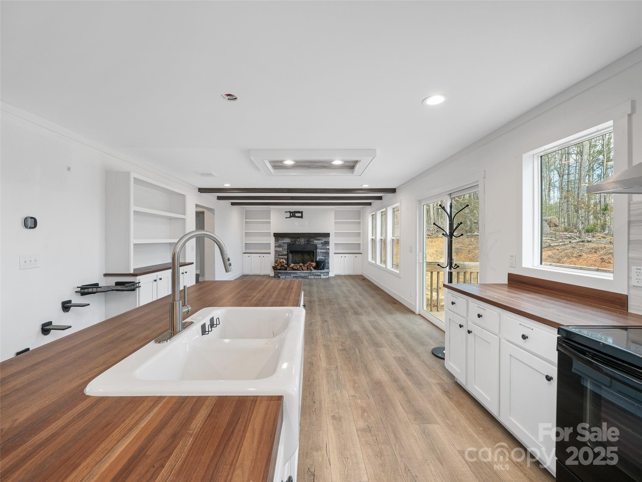 92 Jarrett Drive Bakersville NC 28705