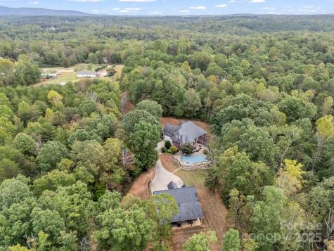 1009 Pearidge Road Bostic NC 28018