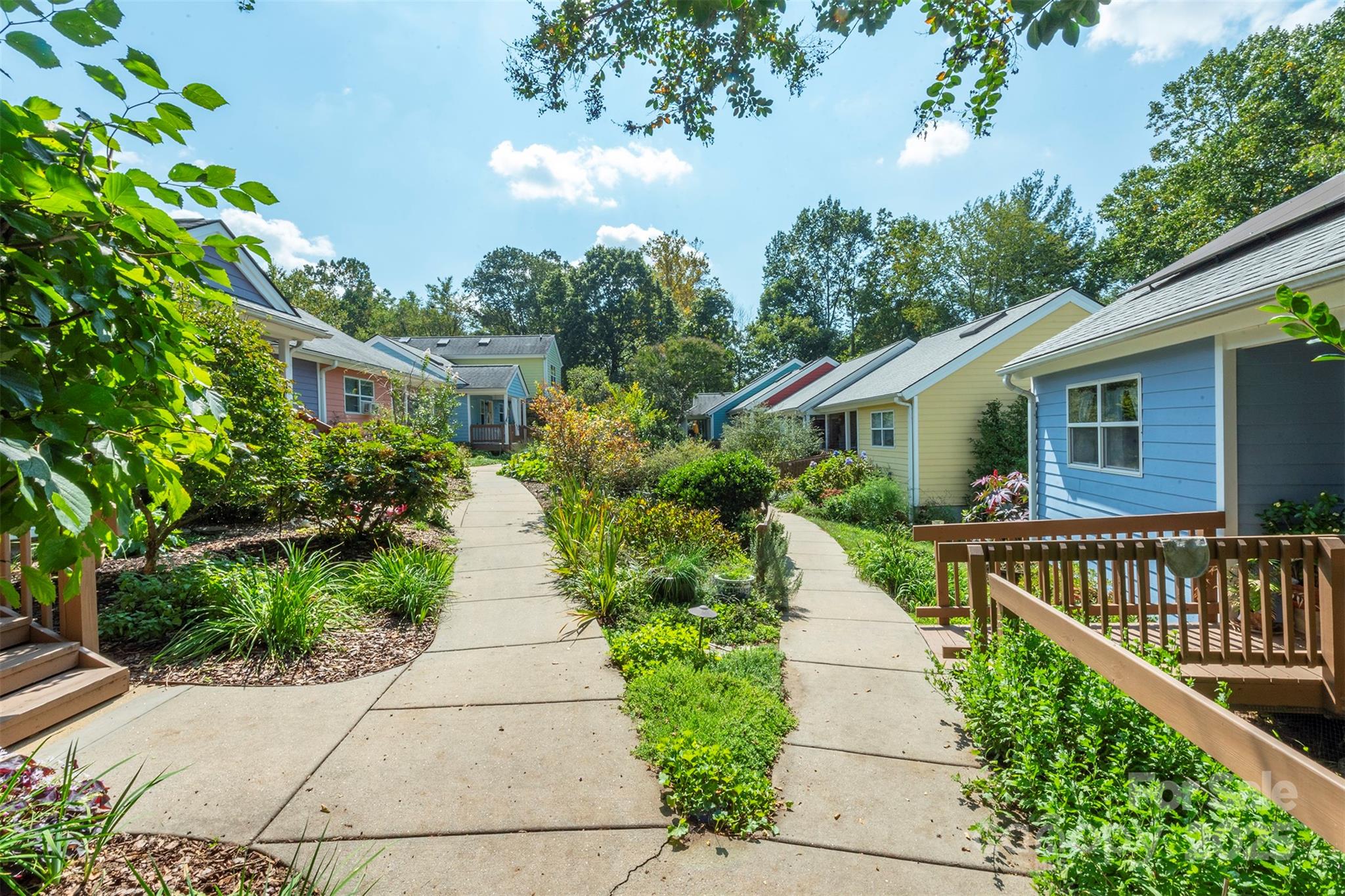 43 Vermont Court Asheville NC 28806