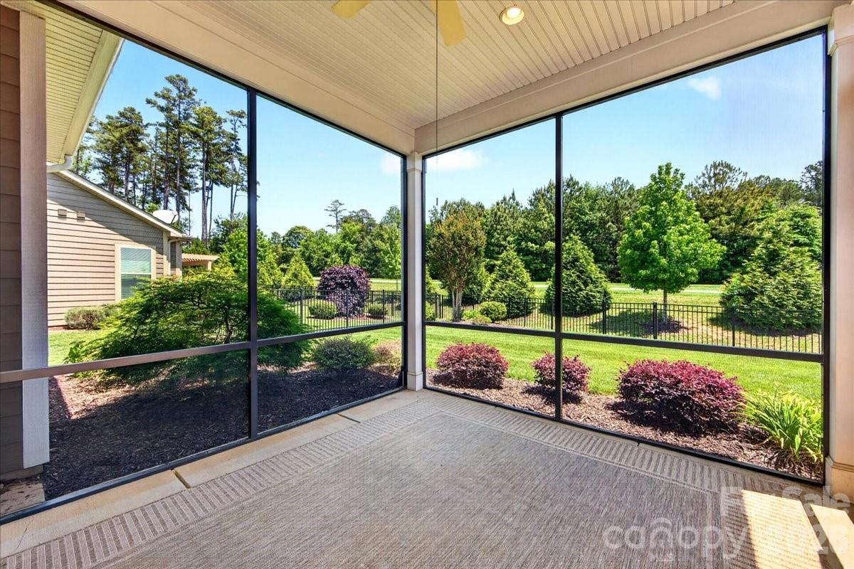 249 Stone Mountain Way Denver NC 28037
