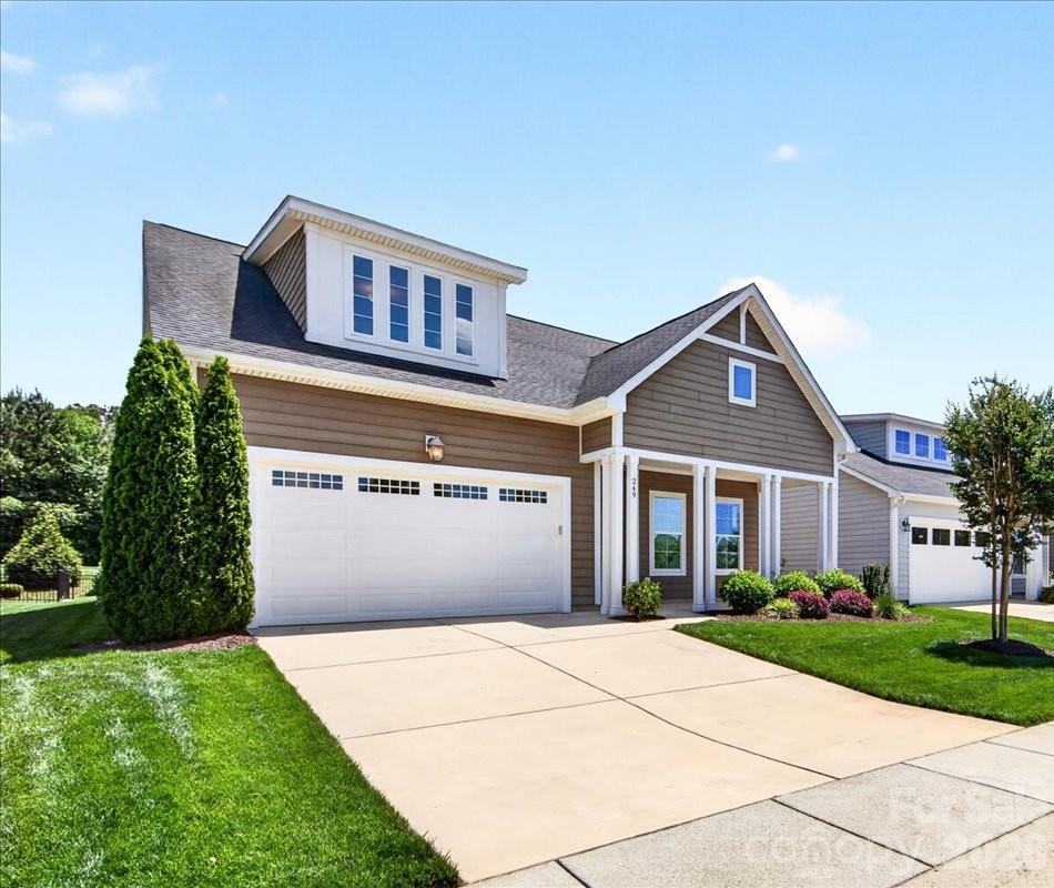 249 Stone Mountain Way Denver NC 28037