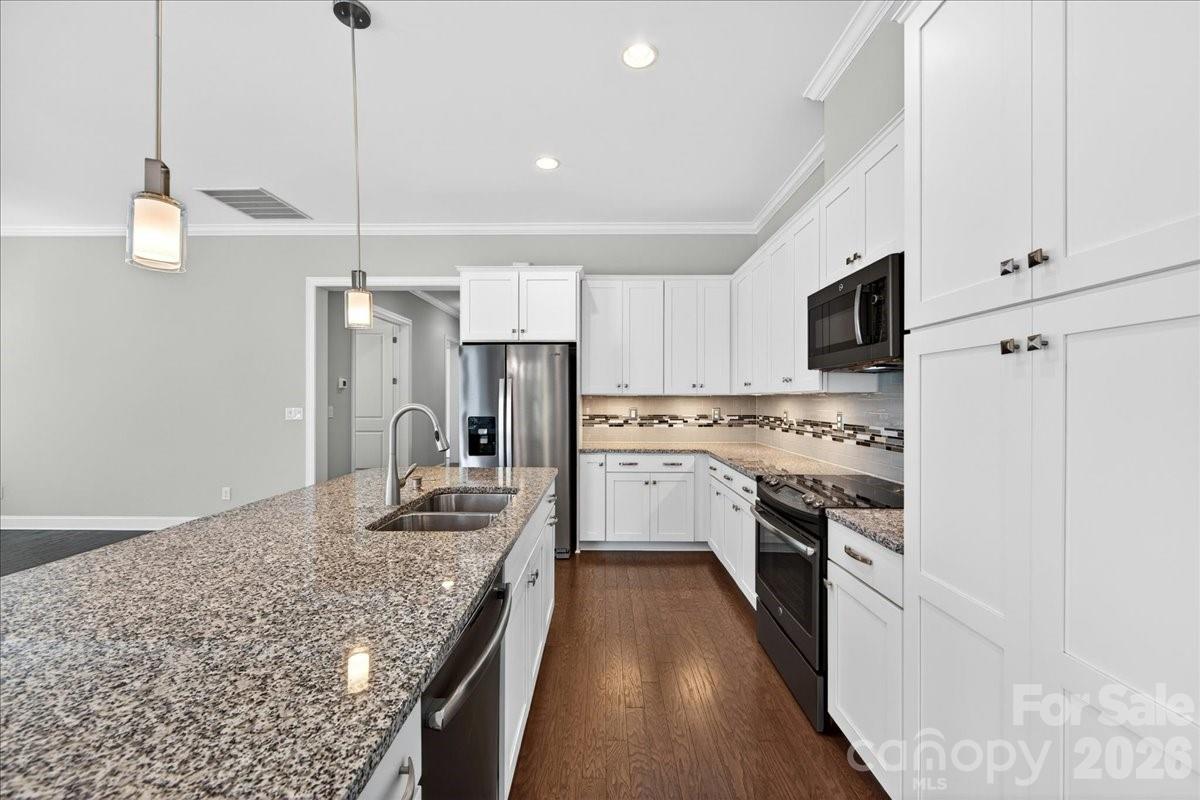 249 Stone Mountain Way Denver NC 28037