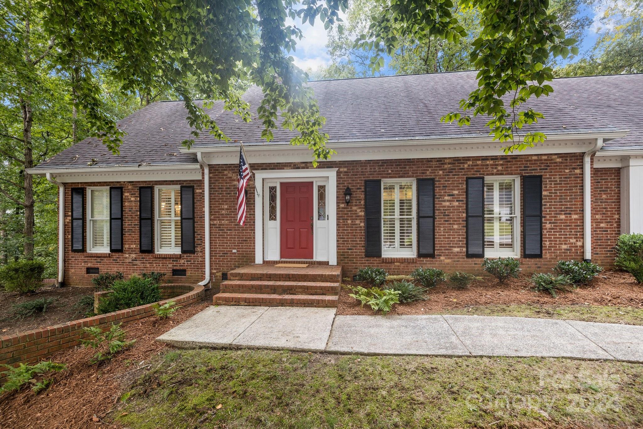 1134 Shadowbrook Lane Charlotte NC 28211
