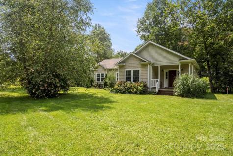 142 Pinners Cove Road Asheville NC 28803