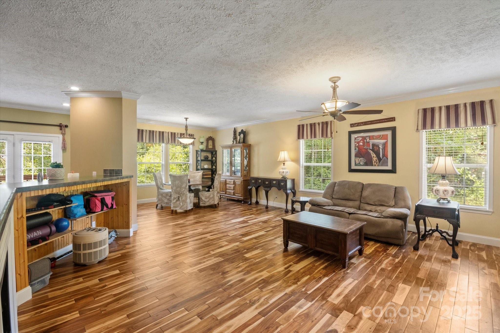 142 Pinners Cove Road Asheville NC 28803