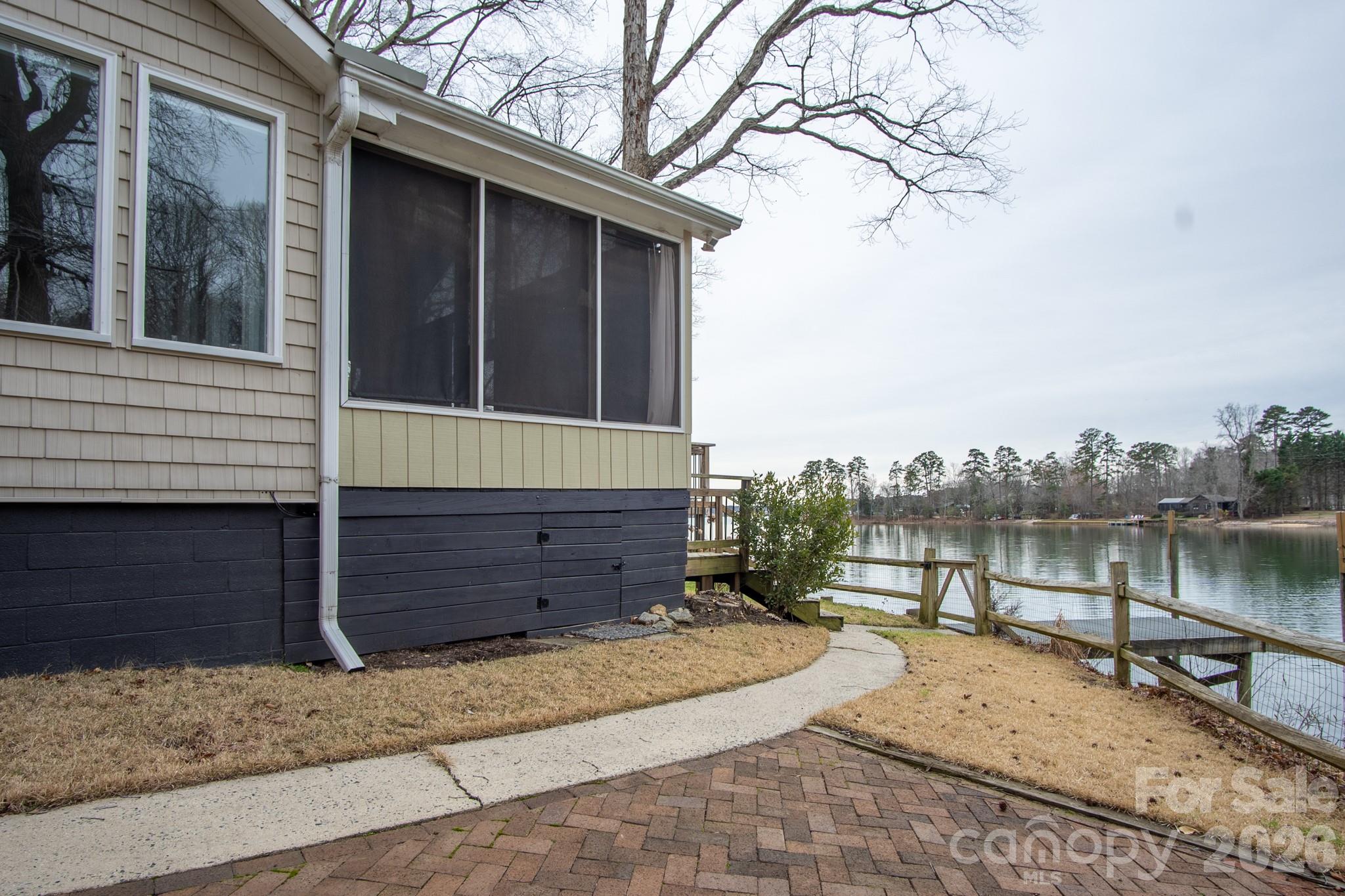 208 Island View Road Mount Holly NC 28120