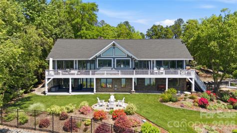 17812 Wilbanks Drive Charlotte NC 28278